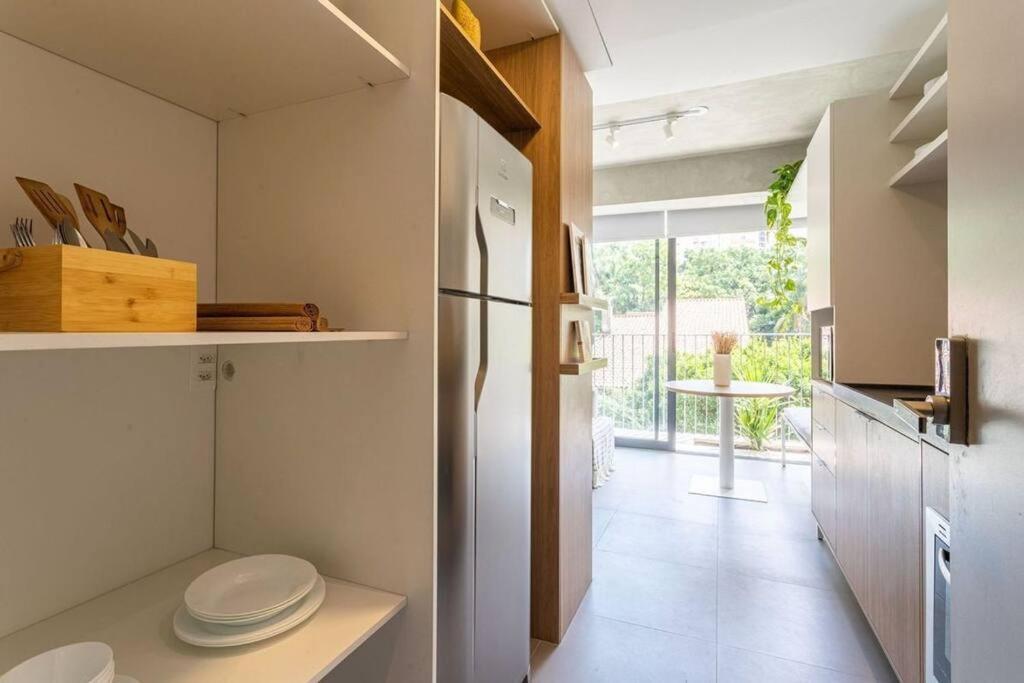 Apartamento Apt. Inteiro Recem-reformado - Madalena São Paulo