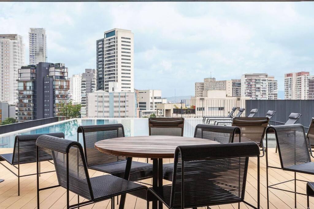 Apt. Inteiro Recem-reformado - Madalena * São Paulo